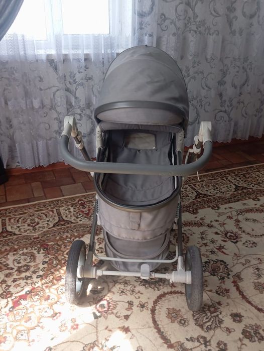 Продам коляску трансформер за 35 тысяч