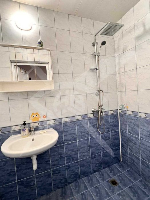 Дава се под наем Двустаен апартамент в Варна, Левски - 74 кв.м за 600 € - Снимка #4