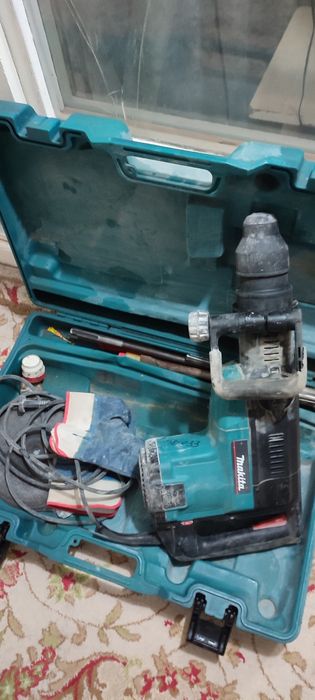 Продам Перфоратор МАКИТА