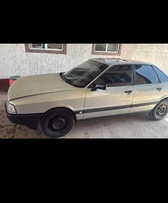 Audi 80 b3               .