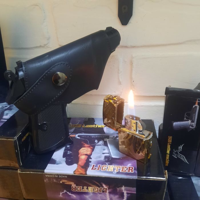 Зажигалка газовая