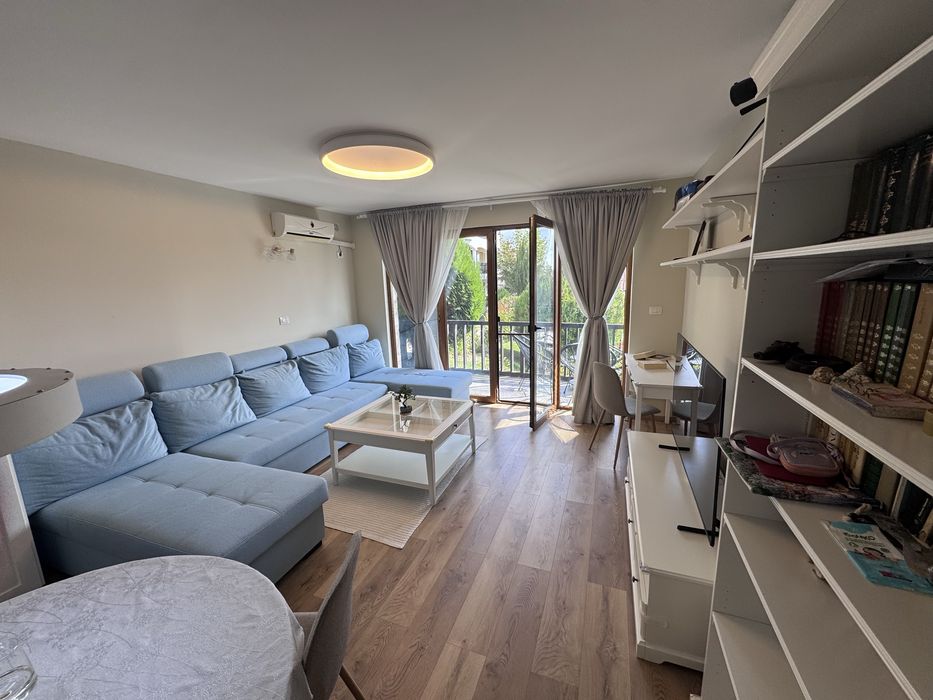 Продава се Тристаен апартамент в Свети Влас - 83 кв.м за 1999 €/кв.м - Снимка #1