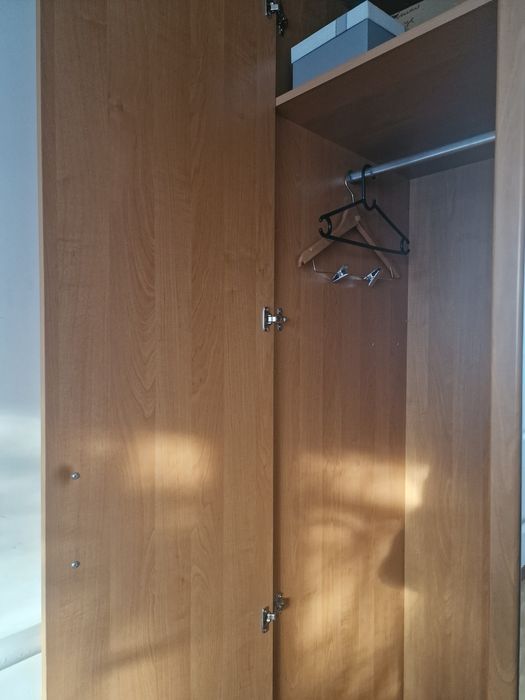 Продам  шкаф, плательный с полками