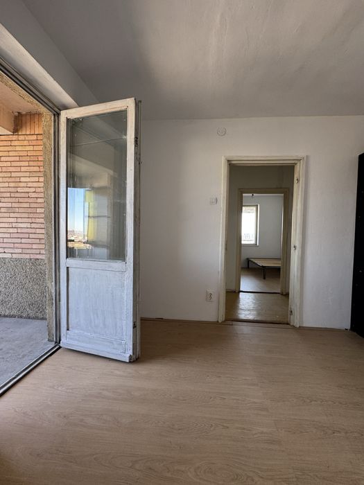 Vand apartament 4 camere Lotus Center