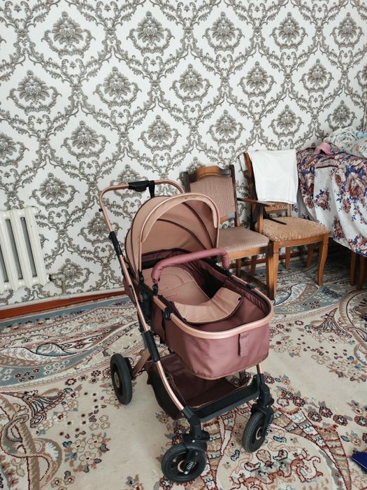 Продам детскую коляску