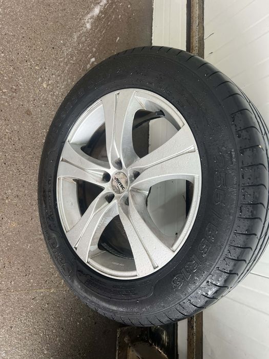 Продавам джанти с гуми за Kia 18*-550евро