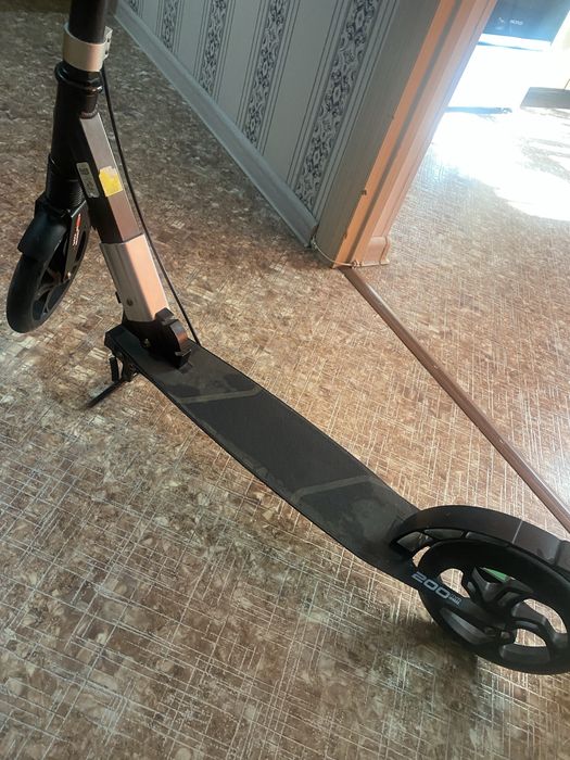Самокат подростковый в отличном состоянии
