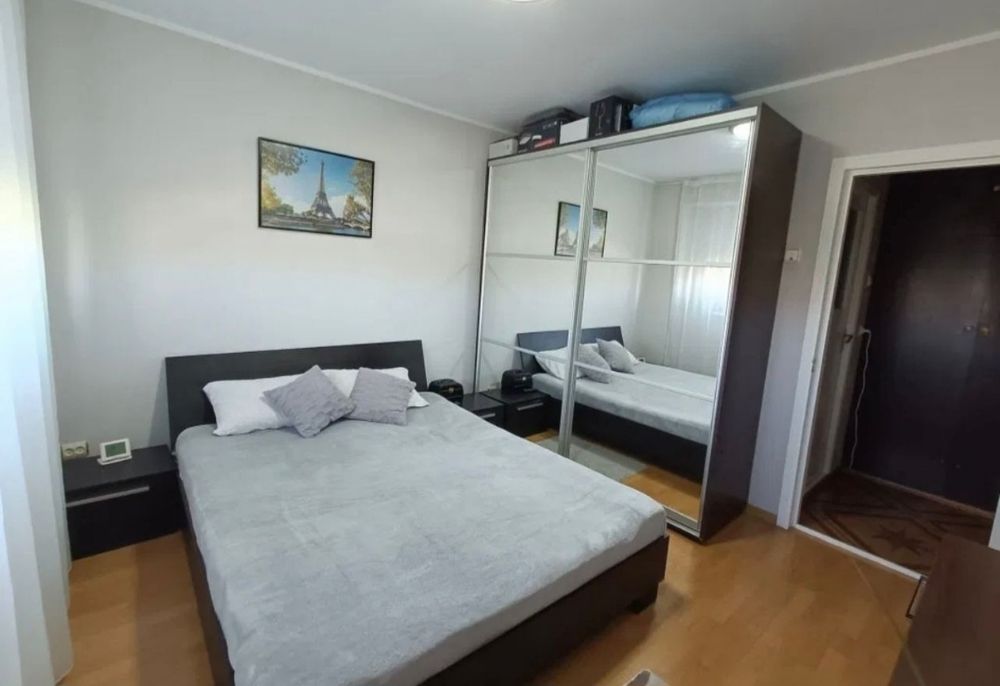 BR-uri 2 camere de închiriat