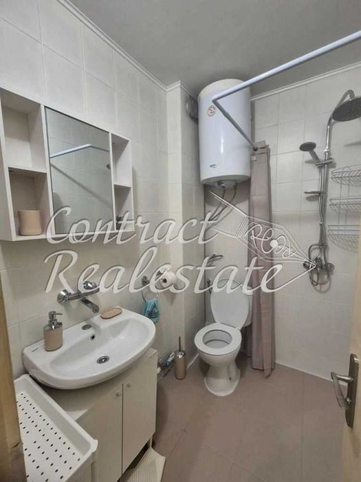 Страхотен Двустаен Колхозен пазар !