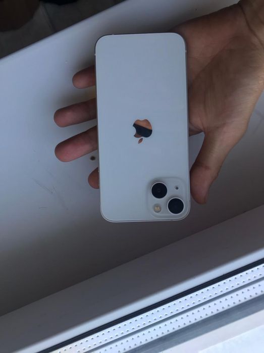 Продам айфон 13 256гб