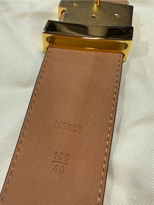 Curea Louis Vuitton