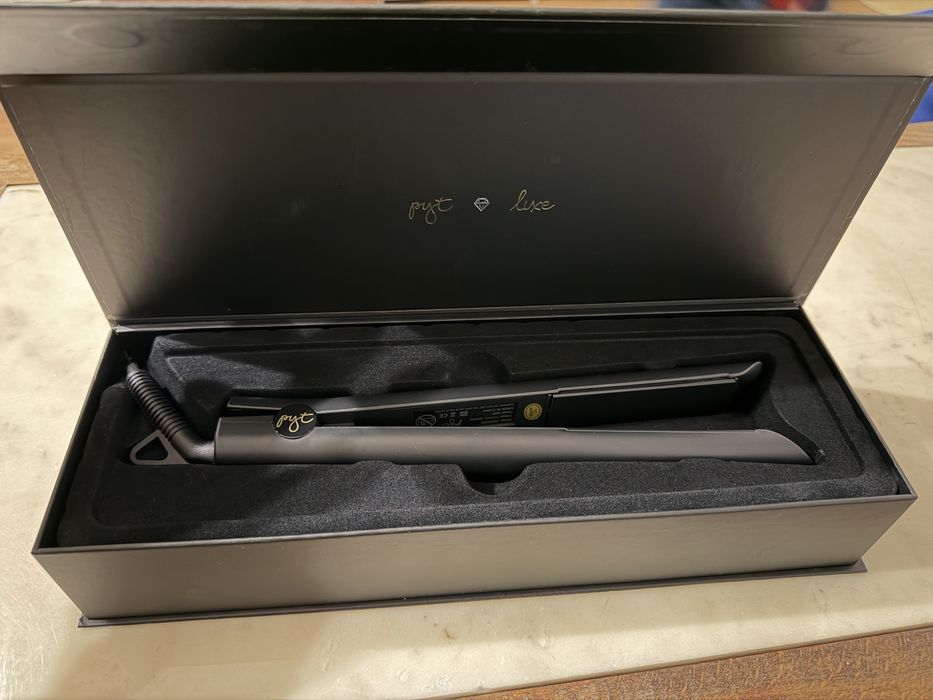 Преса за коса PYT Luxe Ion Fusion 2.0 Pro Digital Titanium Styler