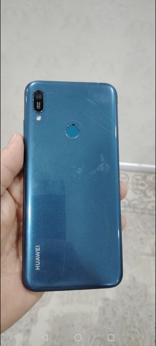 Продам телефон марки самсунг и хуавей