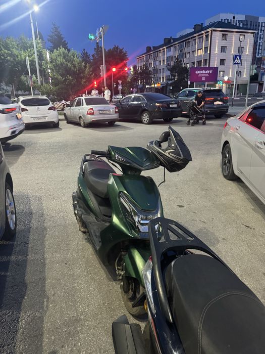 Продам скутер м11 спорт