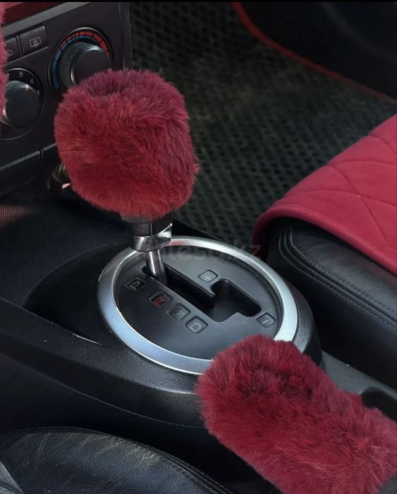 Hyundai Tuscani 2001 год