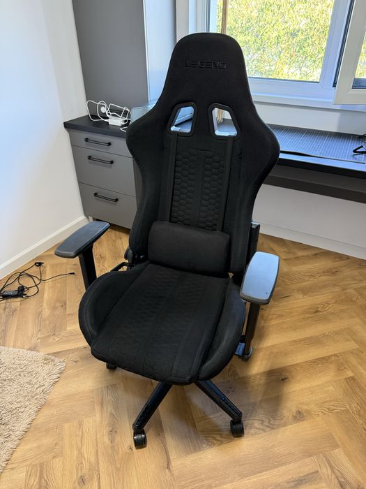 Scaun gaming Legend