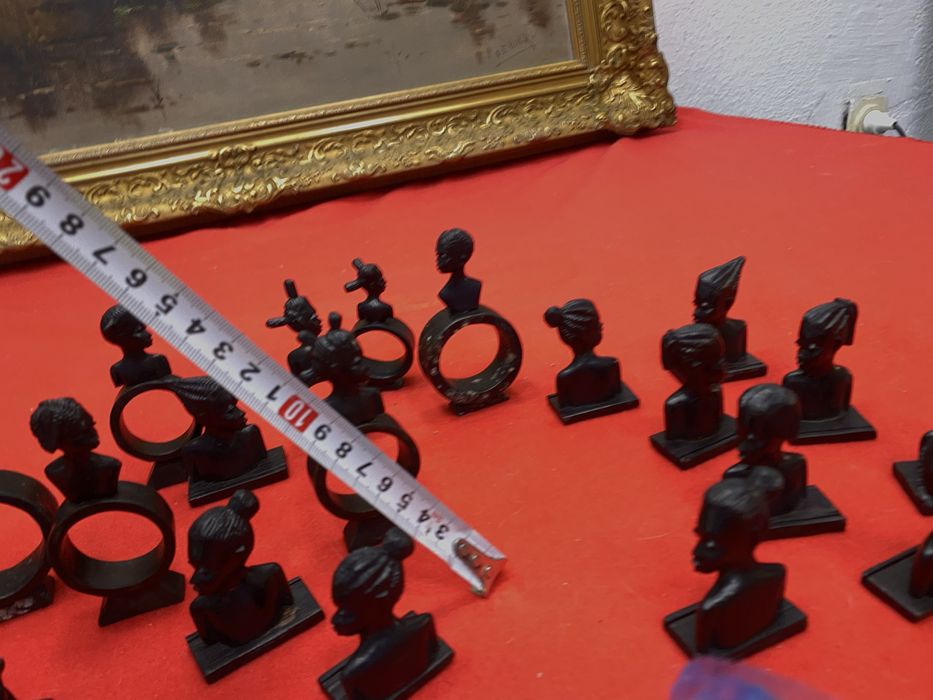 Африкански абаносови пръстени и поставки Кения 1920