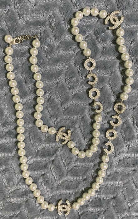 Colier perle Chanel