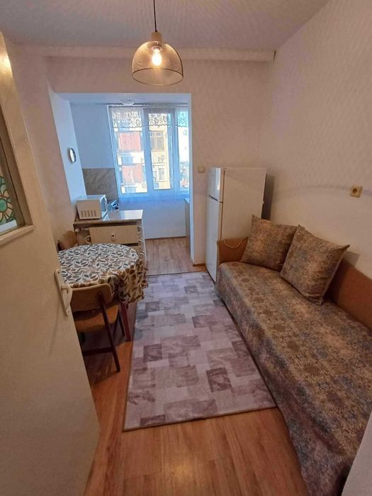 Дава се под наем Двустаен апартамент в Пловдив, Кършияка - 65 кв.м за 382.5 € - Снимка #9