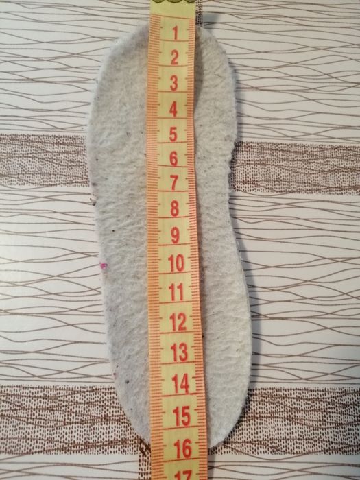 Ghete mărimea 24