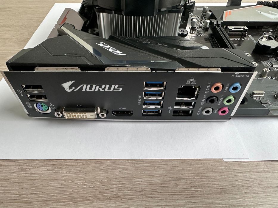 Kit Ryzen 7 3700X