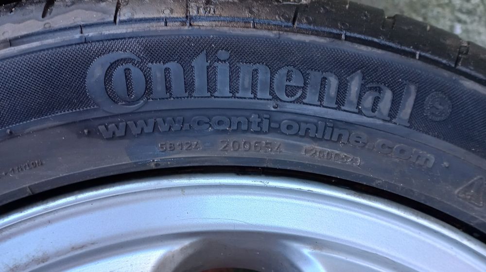 Jante Mercedes R15 cu anvelope bune !