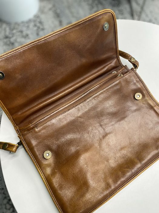 Кожаный портфель