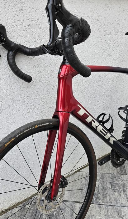 Trek Domane Gen 3 cursiera road bike carbon Shimano 105