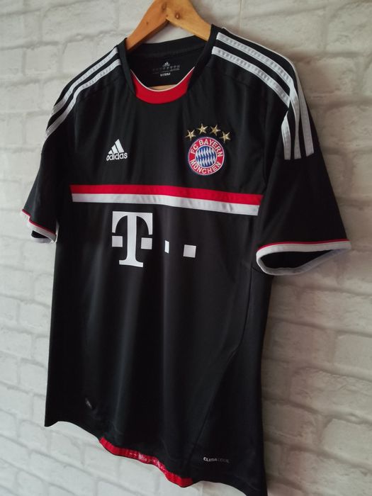 Tricouri Fotbal Vintage Bayern Munchen + Manchester City