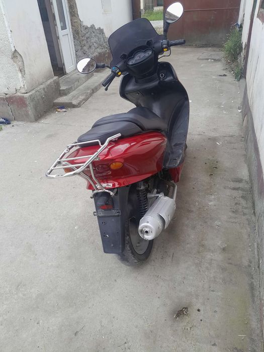 Yamaha majesty 125