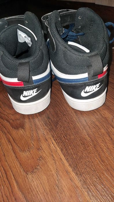 Nike Court Borough Mid 2