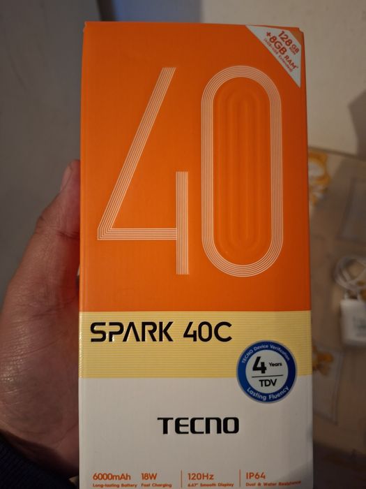 Tecno spark 40c  128 гб