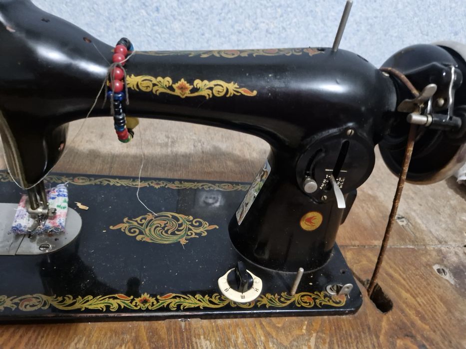 Тикув машинаси срочно сотилади