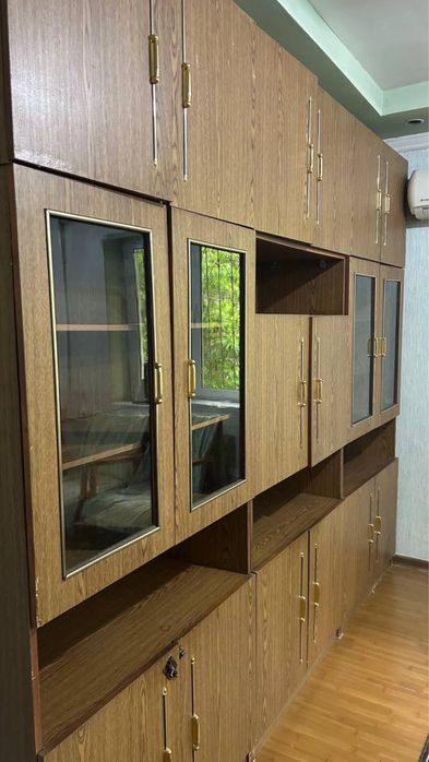 Продается Стенка для посуды