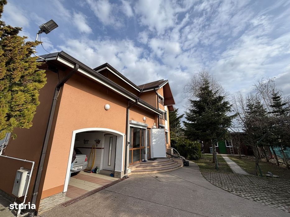 Vila de vanzare Snagov 100m de padure