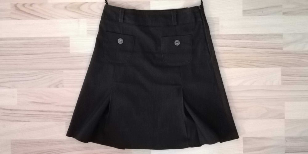 Fusta mini bej și negru