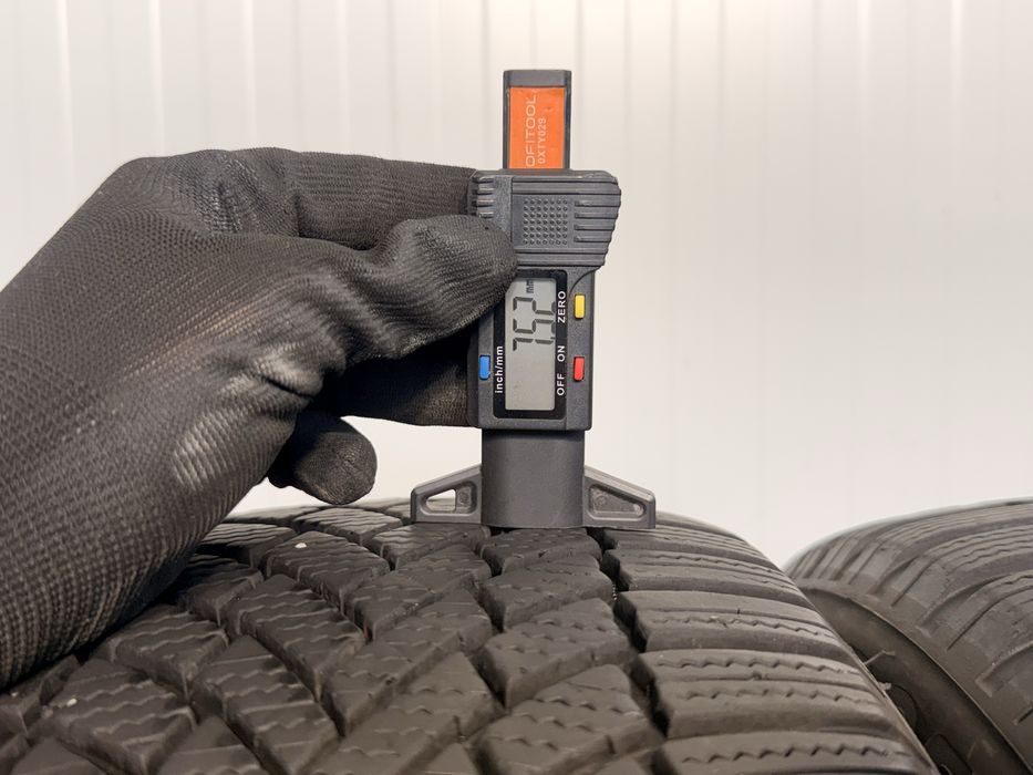 215/55/18 зимни гуми BRIDGESTONE BLIZZAK LM005