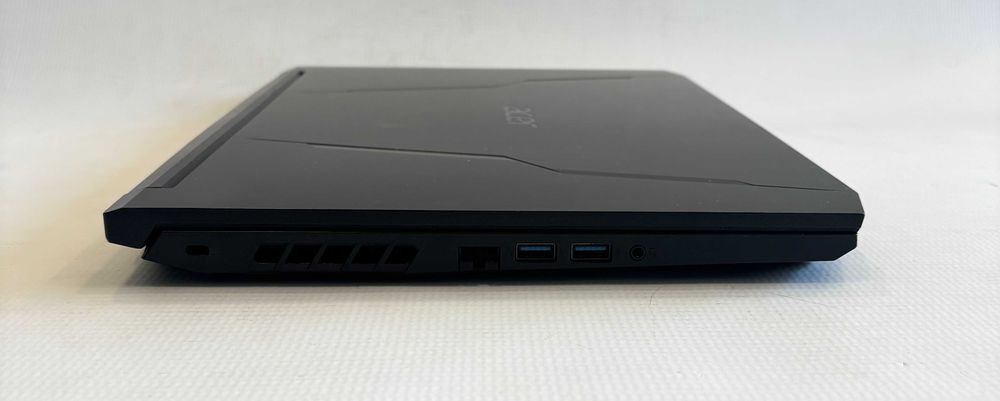 Геймърски лаптоп Ryzen 5 5600H, RTX 3060 6GB, 16GB ram