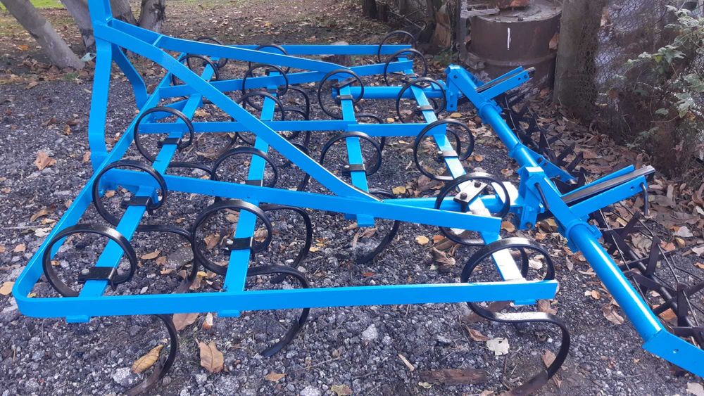 Пружинен култиватор