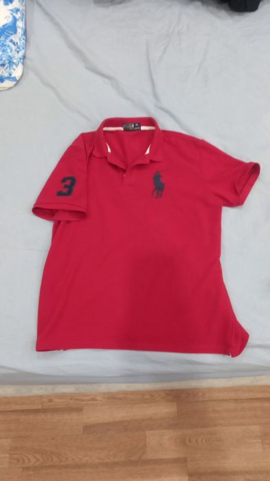 разные брендовые вещи