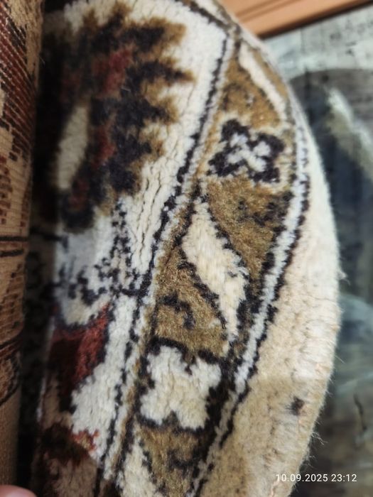 Шерстяной ковёр 2 х 3.