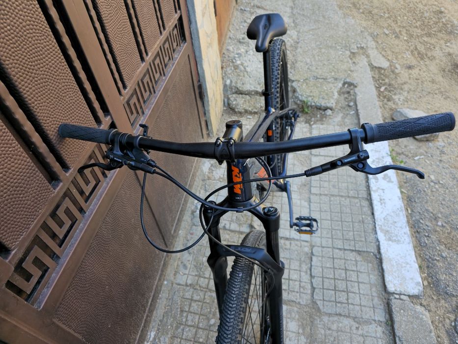 Карбонов KTM Myroon Pro 29 цола М размер 1х12 Shimano Deore Въздушна вилка Rockshox Перфектно състояние проходни оси