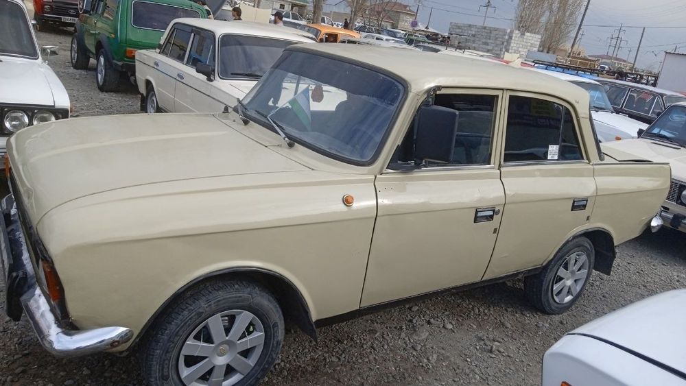 Mashinani holati yaxshi. Mator hadovoy qilingan. +998935