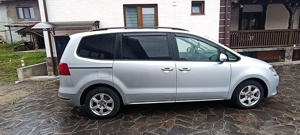 VOLKSWAGEN Sharan 2011 — imagine 4