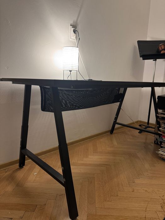 Birou IKEA - Utespelare