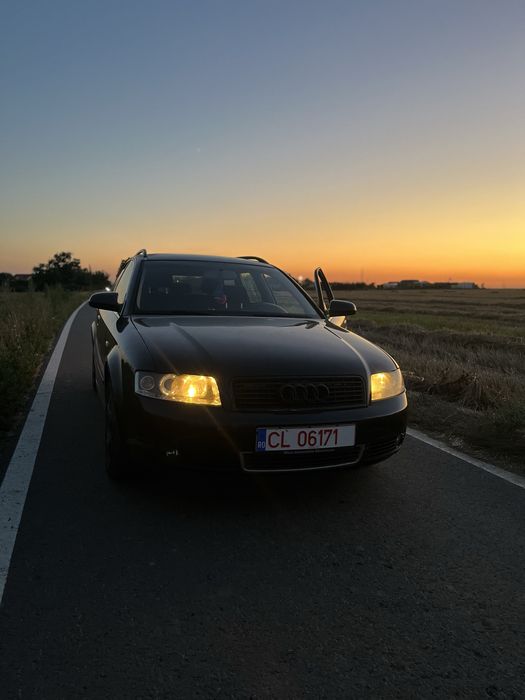 Vând audi a4 2.0 benzina 200cp masina merge foarte bine are tot schimbat ulei filtre accept schimburi mercedess, accept orice test
