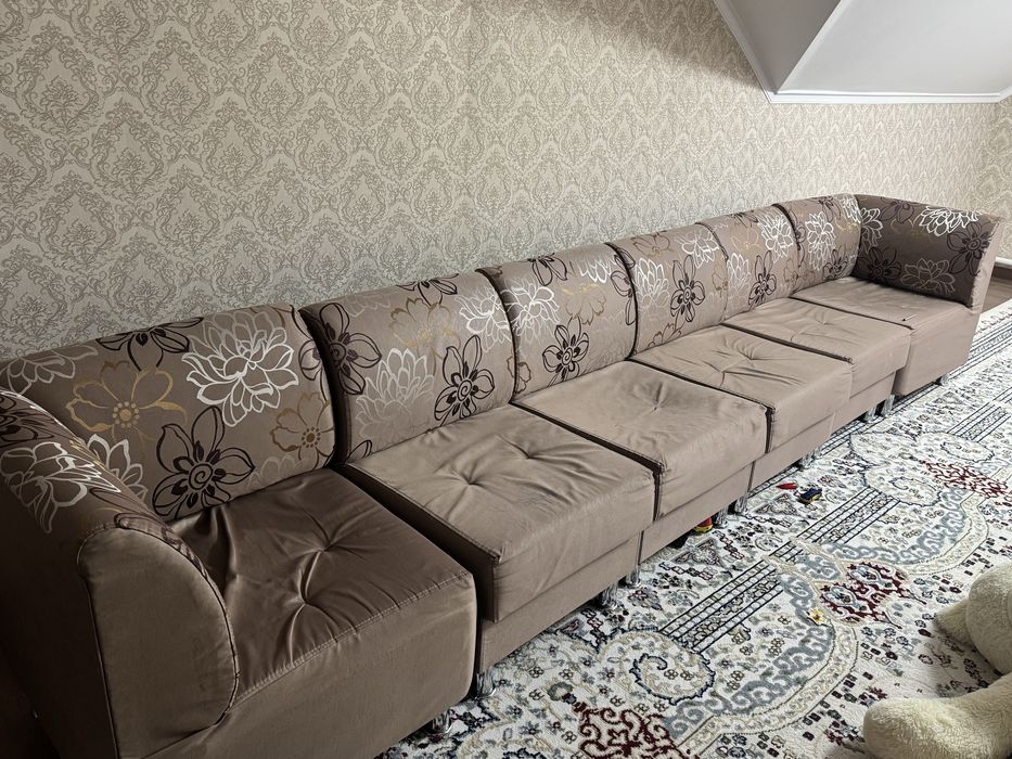 Диван сатылады тез арада