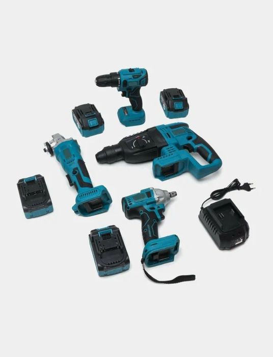 Продам комплект Макита 4 в 1 новый