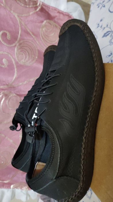 Бахор ва куз мавсуми учун эркаклар макасина красовкаси