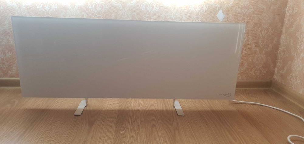 Инфрачервен конвектор AENO AGH0001S, 700W